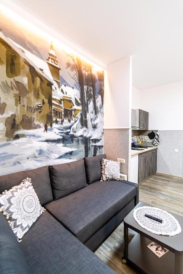 Okbrasov - Apartment & Studio In The Heart Of Old Town, Moments Away From The Black Church Extérieur photo